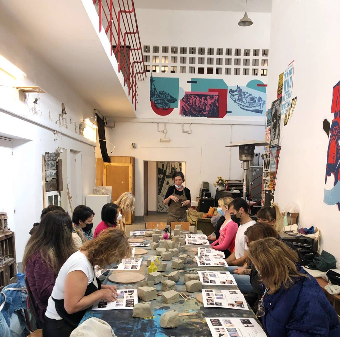 Ceramic sculpture workshop with Sandra Afonso|Entrada-LAC-scaled