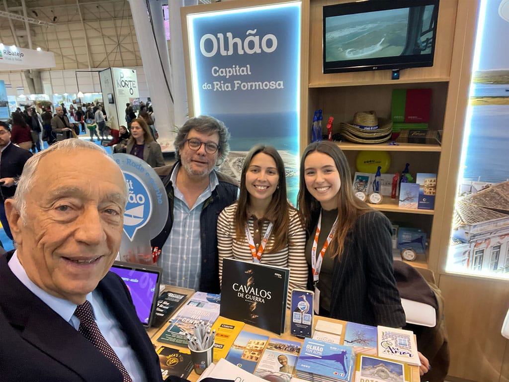President Marcelo Rebelo de Sousa visiting the Olhão stand