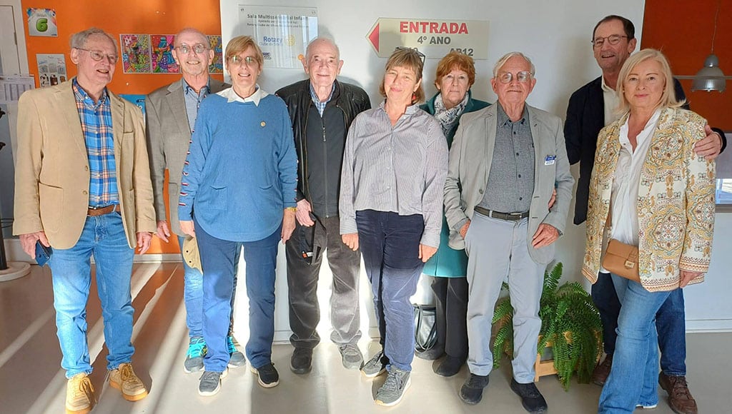 'Camino' walkers and Silves Club President Rainer Kroth (right)