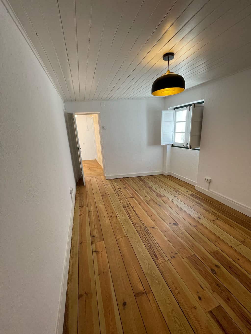 Furnished or unfurnished for longer term rentals…