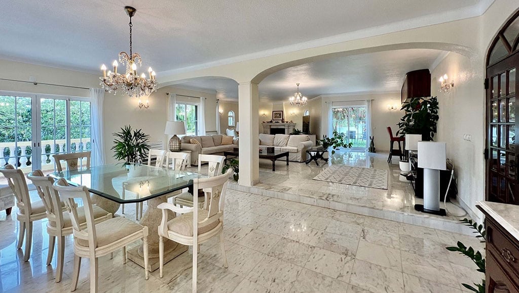 Large, traditional villa with pool in superb Sesmarias