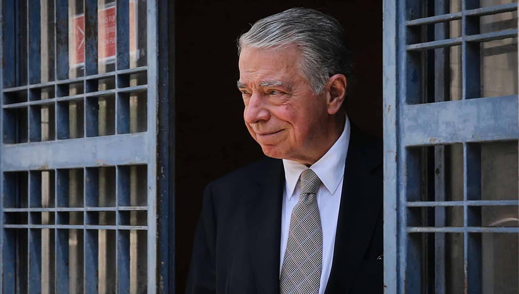Ricardo Salgado pictured in 2019 - Photo: MANUEL DE ALMEIDA/LUSA|Screenshot from TVI report outside LIsbon court room today