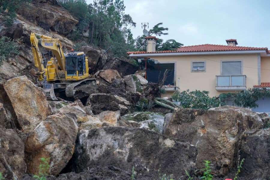 Esposende’s fatal landslide “could be crime of negligence”|Esposende’s fatal landslide “could be crime of negligence”