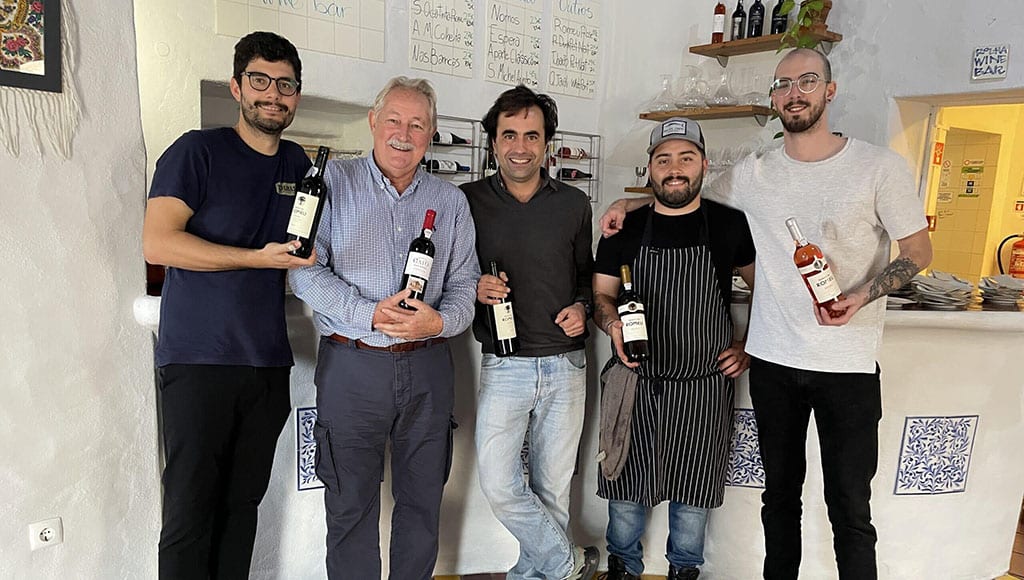 António Teixeira (Rolha), Steve Rigby, João Menéres, chef Marcelo Pedroso, Ricardo Matoso (Rolha)|Lunching traditional style at Rolha|Rolha Wine Bar in the heart of Porches village