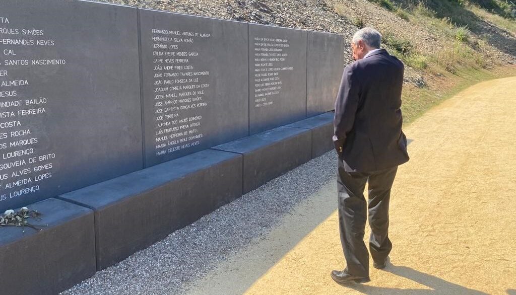 President Marcelo visited the memorial on his own last Saturday. Image: Presidência da República