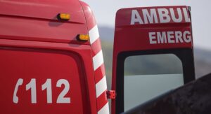 Three Irish women rescued after falling from Albufeira cliff