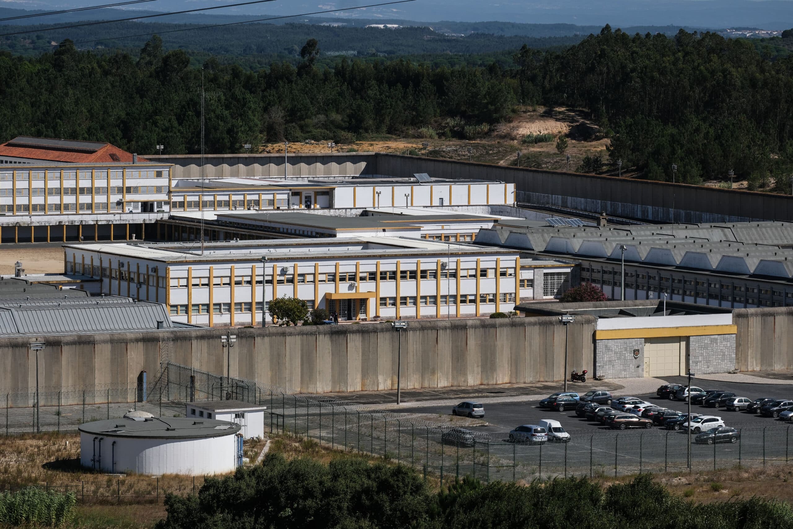 Security conditions at Portuguese prisons have been under scrutiny ever since five inmates broke out of Vale de Judeus prison in September 2024. Photo: CARLOS BARROSO/LUSA