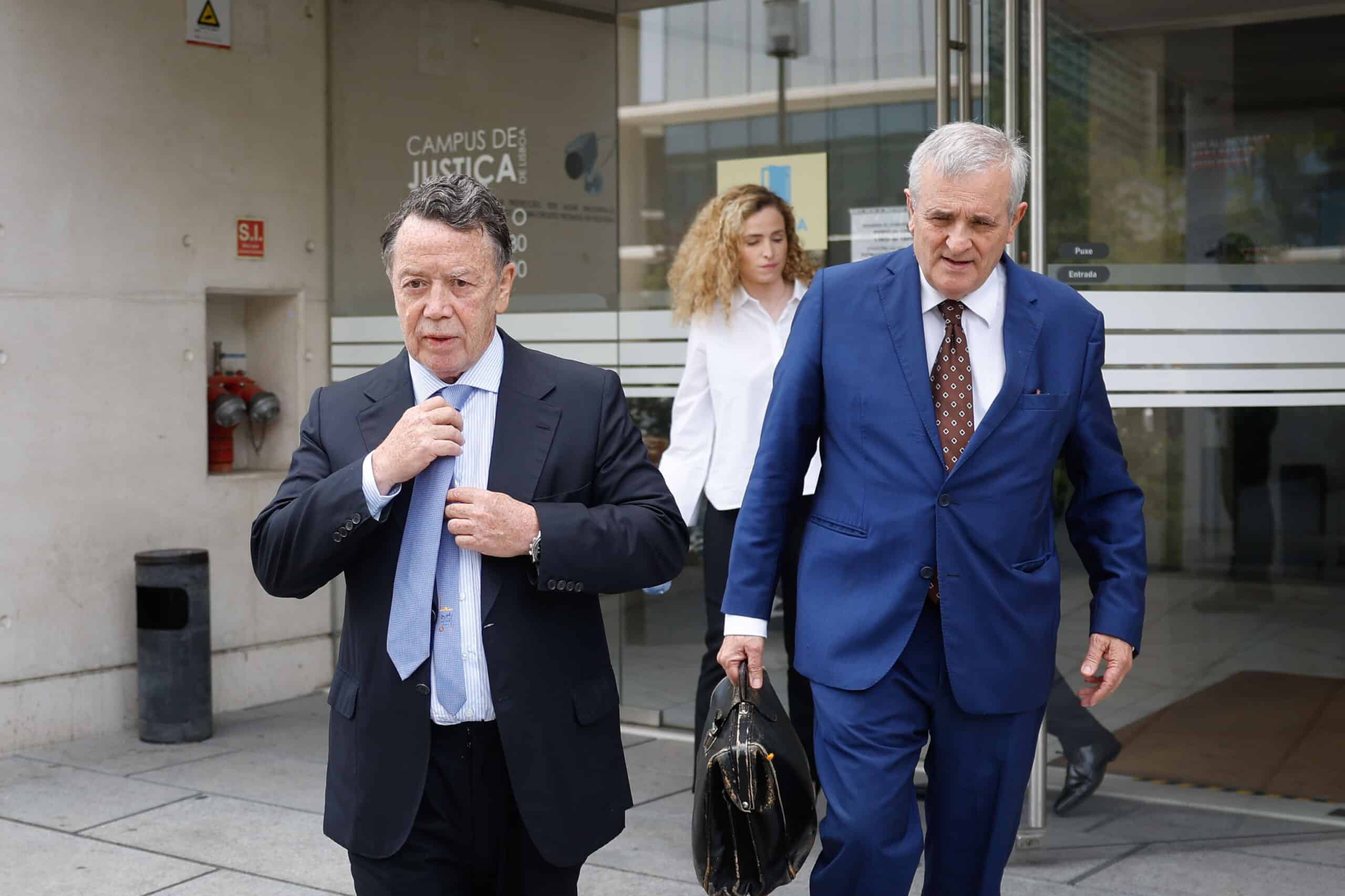 Former minister and ex-top banker sentenced to jail time