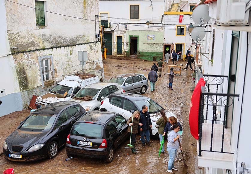 Cars were washed away by the flood in the historic centre of Campo Maior, Portalegre (December 13, 2022)|Algés/Greater Lisbon Area: the unusually heavy rain has caused flooding, evacuations, road closures and property damage (December 13, 2022)|Road collapse in Monforte, Portalegre (December 13, 2022)