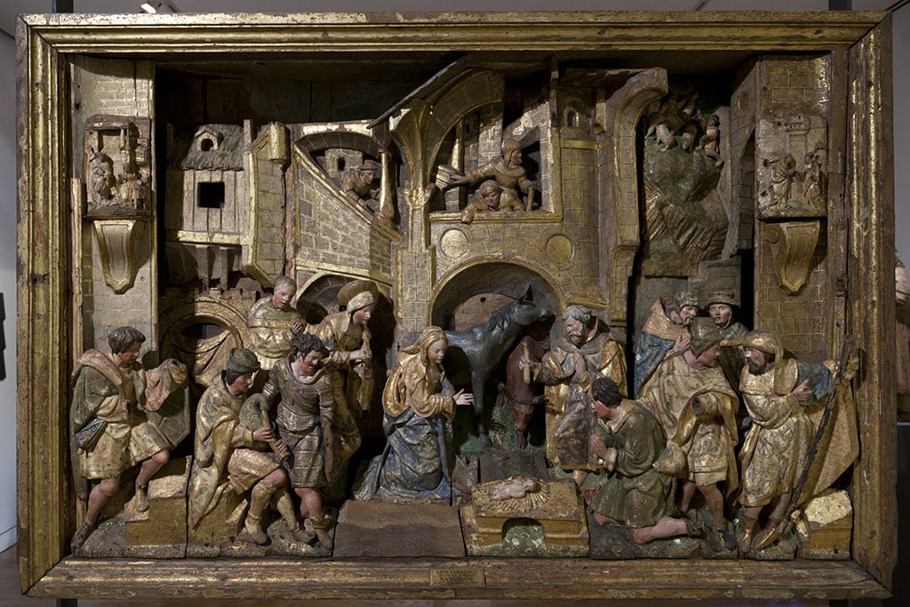 16th century wooden representation of the manger scene which, to my mind, is one of the best of many illustrations for the Nativity of Christ|Marcos Portugal
