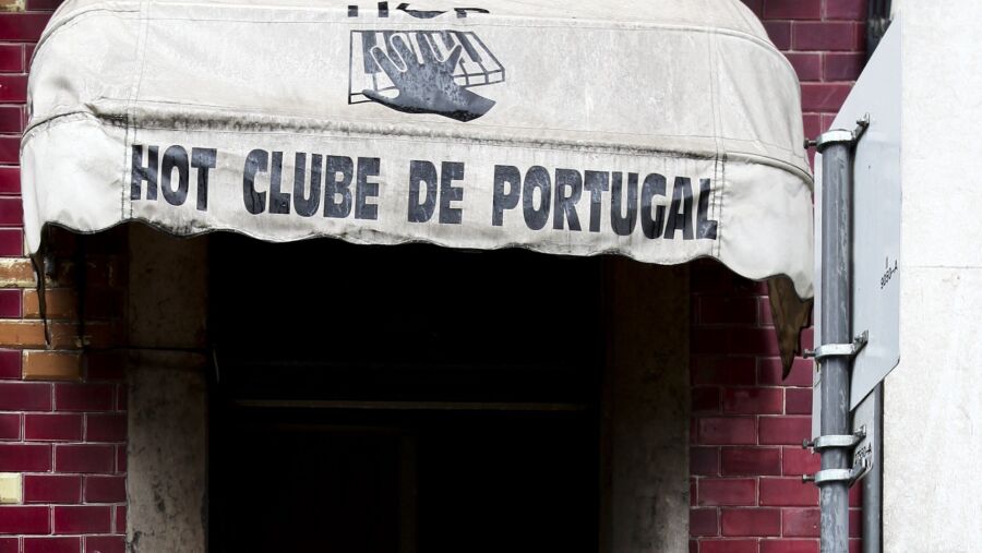 Lisbon’s iconic jazz club ordered to close due to structural damage