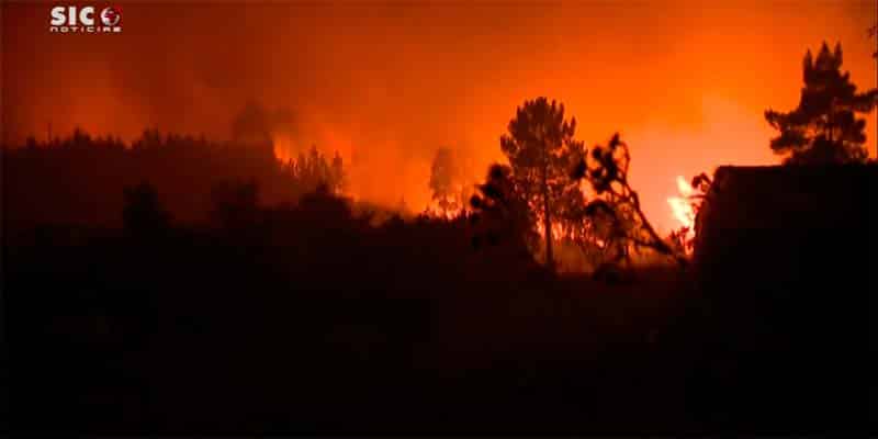 Massive fire rages in central Portugal: various injuries, one serious