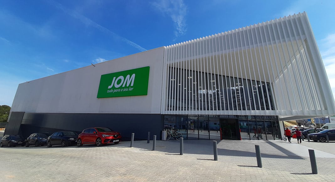 JOM opens new furniture store in Portimão|JOM opens new furniture store in Portimão