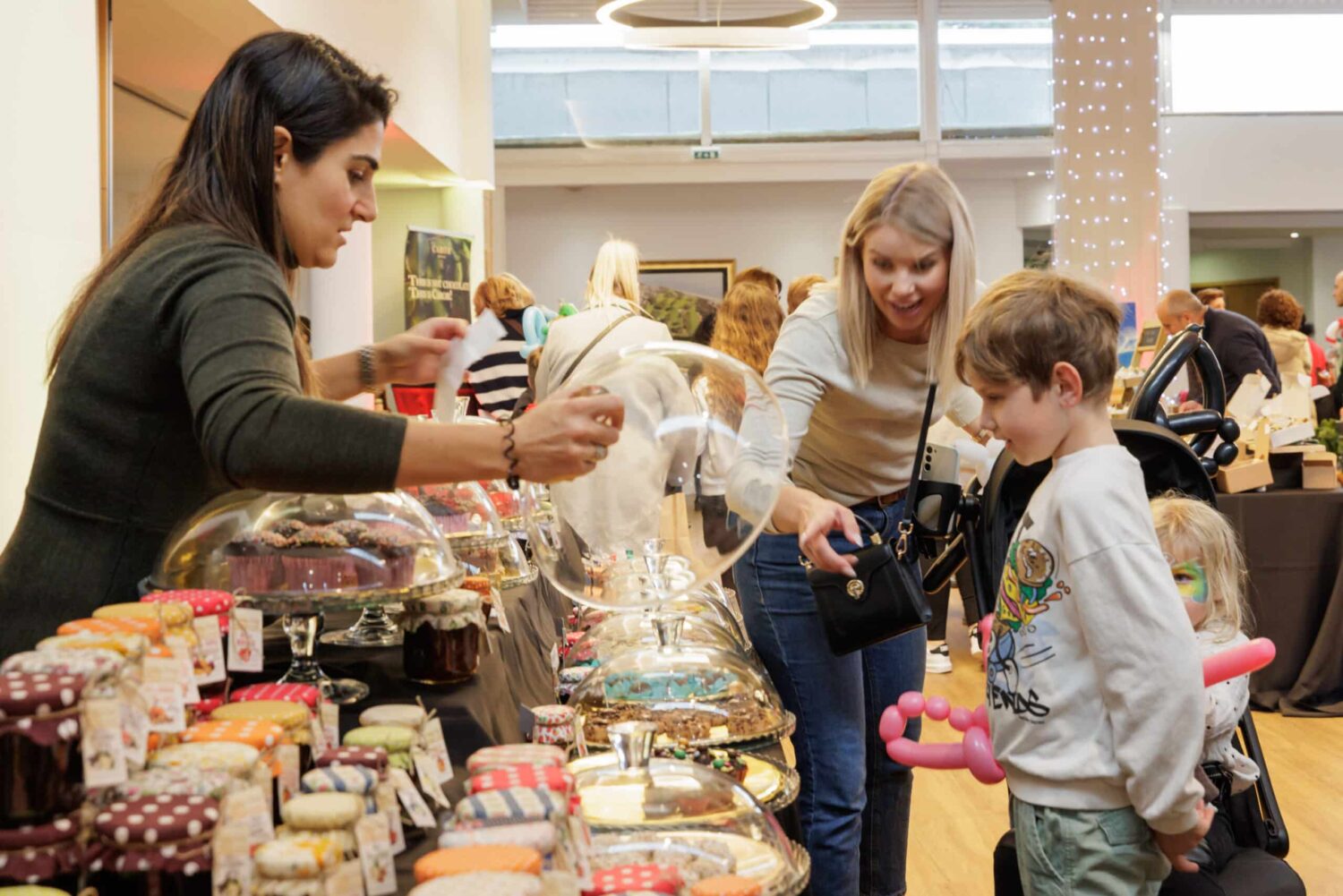 Vale do Lobo Christmas Market: a festive delight in its 14th year|Vale do Lobo Christmas Market: a festive delight in its 14th year|Vale do Lobo Christmas Market: a festive delight in its 14th year|Vale do Lobo Christmas Market: a festive delight in its 14th year