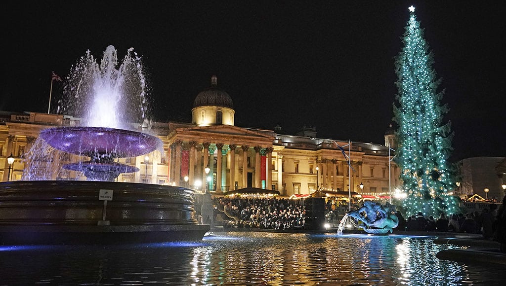The annual Christmas Tree at Trafalgar Square in London is a gift from the people of Norway to London, in thanks for Britain's support in World War II