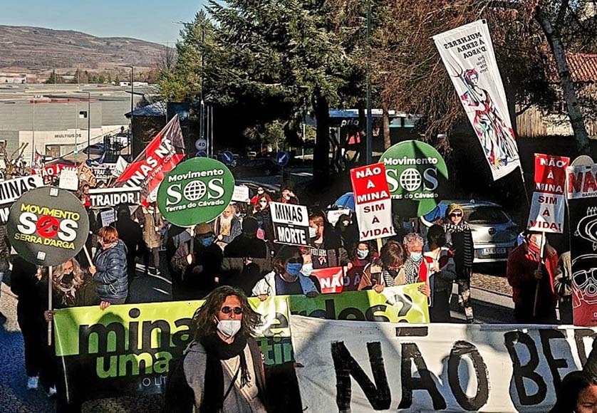 The government's zeal to open up concessions for lithium mining has generated endless protests. Image above from "Movimento Não as Minas - Montalegre"