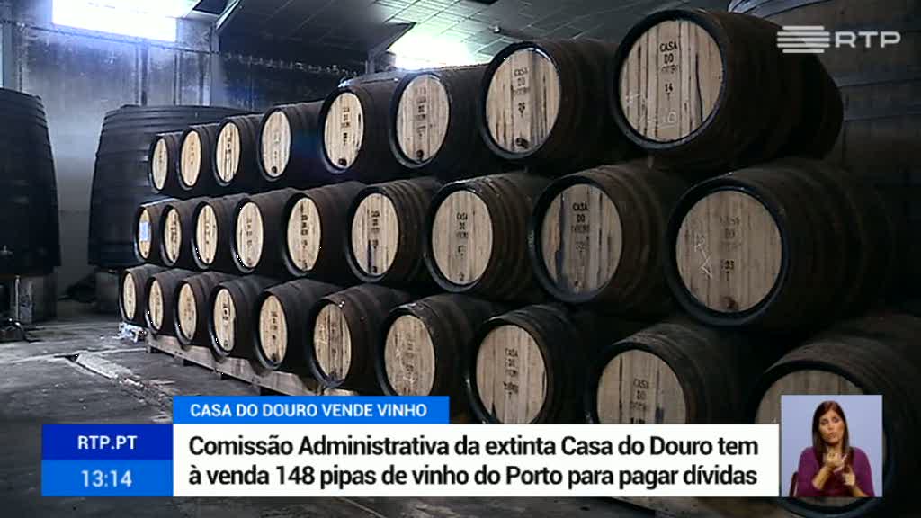 Douro institute sells 26 massive casks of wine dating back to 1934
