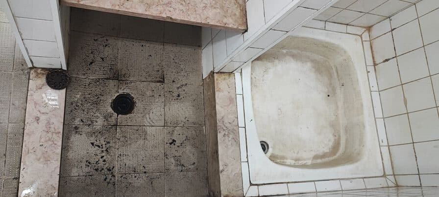 one of the many images uploaded onto social media by police syndicates, but which the national directorate insists "do not correspond to any facility being used by the police officers mobilised for WYD"