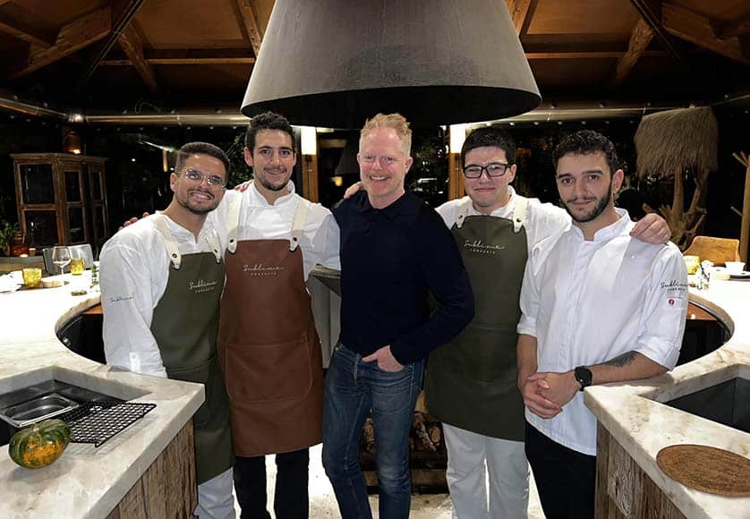 'Modern Family' star enjoys holiday in Portugal