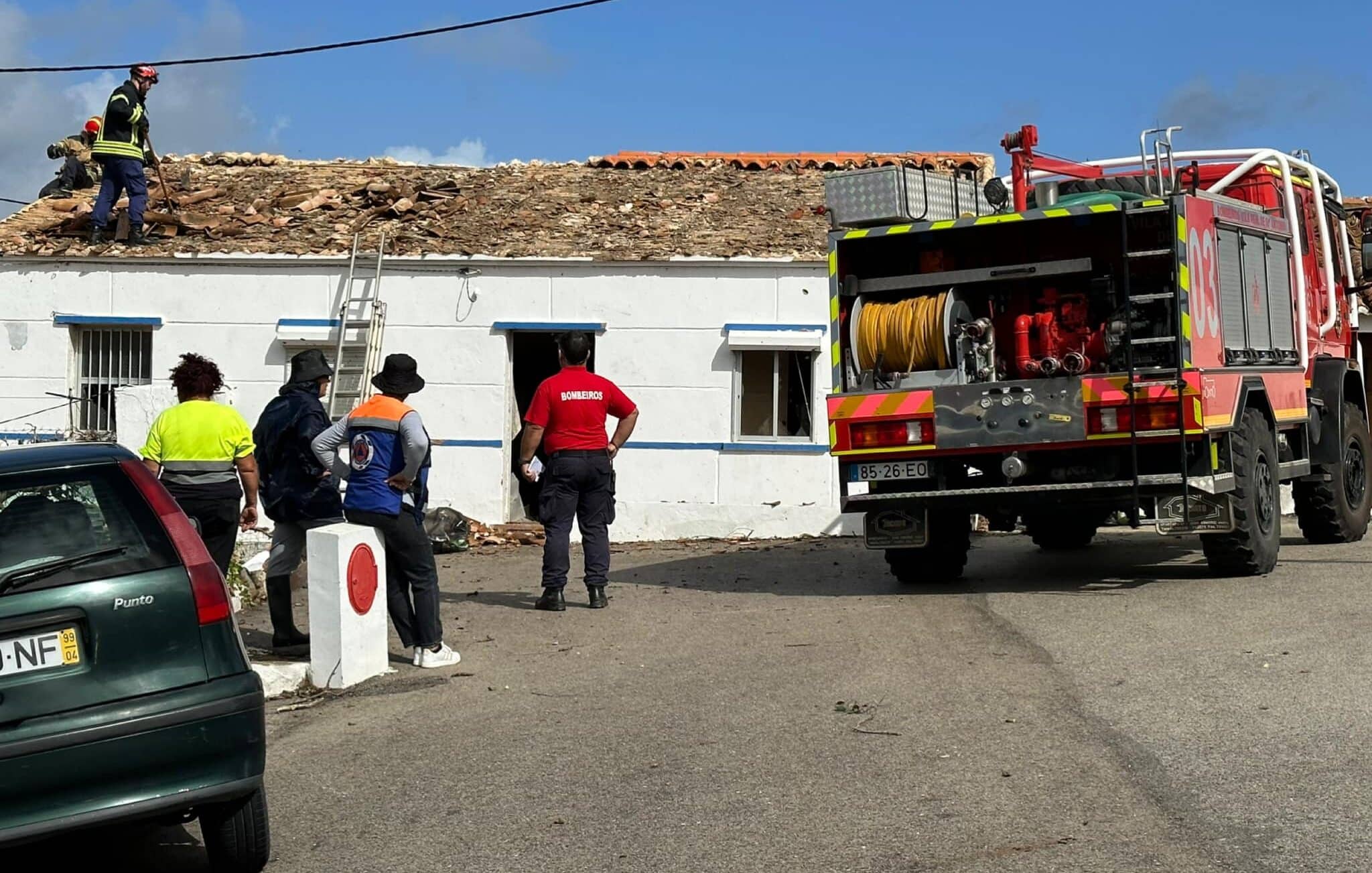 Arenilha TV carries a number of photos on its Facebook page showing the damage caused in ̧ - ( )