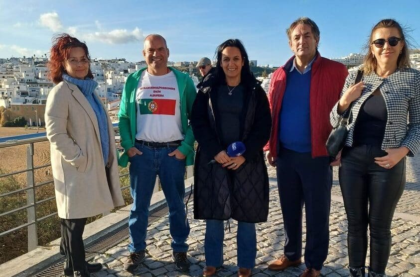 Some of the members of the group with SIC's reporter|Some of the members of the group with SIC's reporter