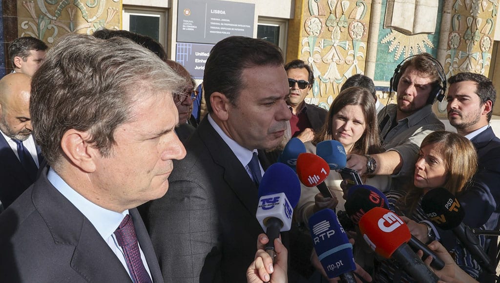 PSD leader Luís Montenegro has called for 'credibility' in the country's election campaign. Image: Manuel de Almeida/ Lusa