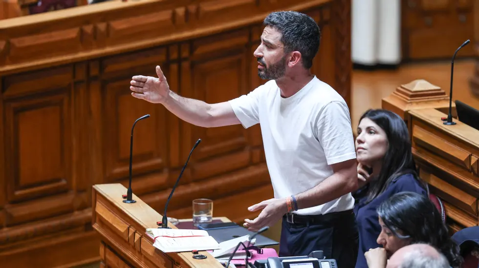 Fabian Figueiredo believes the law, designed to free land for accessible housing, is "a catastrophe". Image: Tiago Petinga/ Lusa