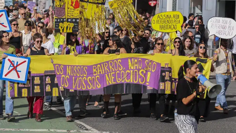 There is no doubt that 'Alojamento Local' has transformed communities, many would say at the expense of local citizens. Image: António Cotrim/ Lusa