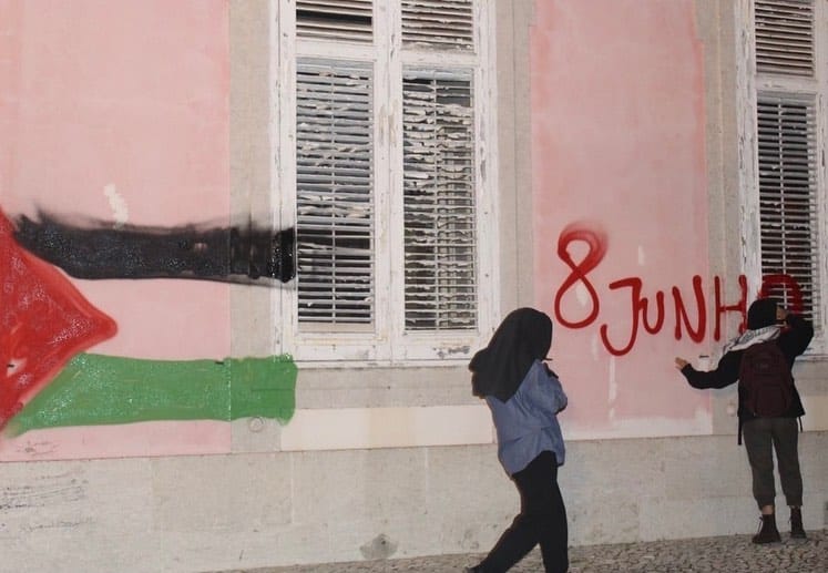 Pro-Palestine activists vandalise ministry of foreign affairs|Pro-Palestine activists vandalise ministry of foreign affairs|Pro-Palestine activists vandalise ministry of foreign affairs