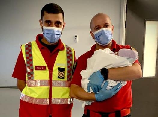 Two of the country's latest (unpaid) obstetricians: Benavente firefighters João Costa and Mário Gil who successfully brought baby Catarina into the world "in the middle of a roundabout on the A10 in Benavente". Image: Bombeiros Voluntários de Benavente Facebook page