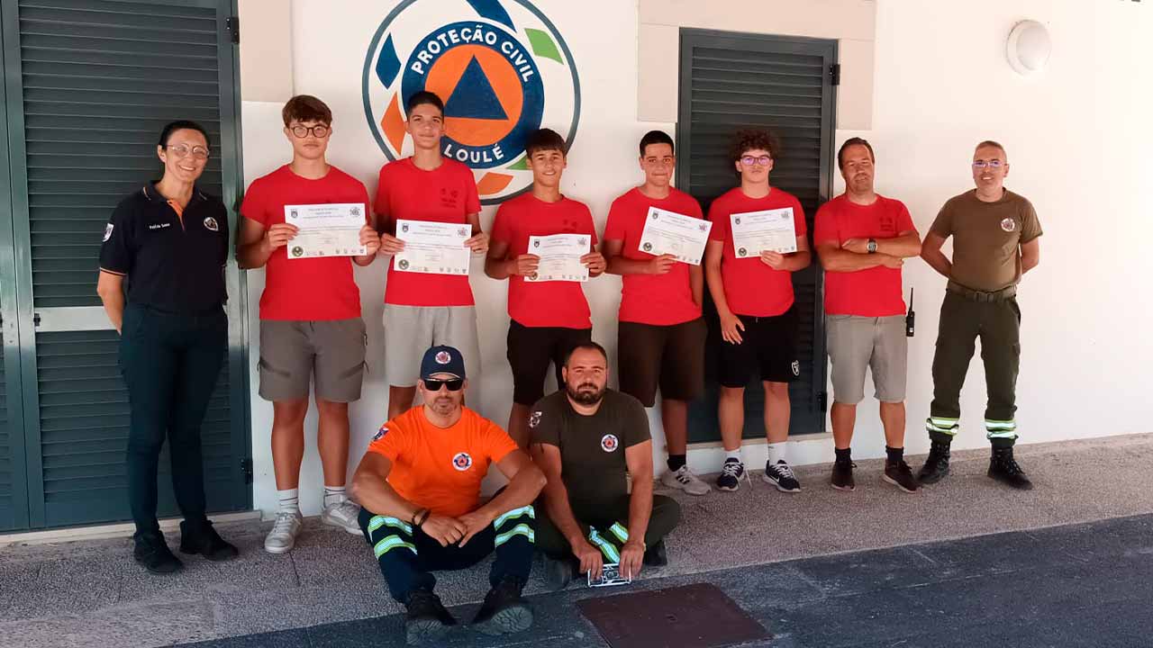 56 youths helped monitor Loulé forest during summer|56 youths helped monitor Loulé forest during summer|56 youths helped monitor Loulé forest during summer|56 youths helped monitor Loulé forest during summer