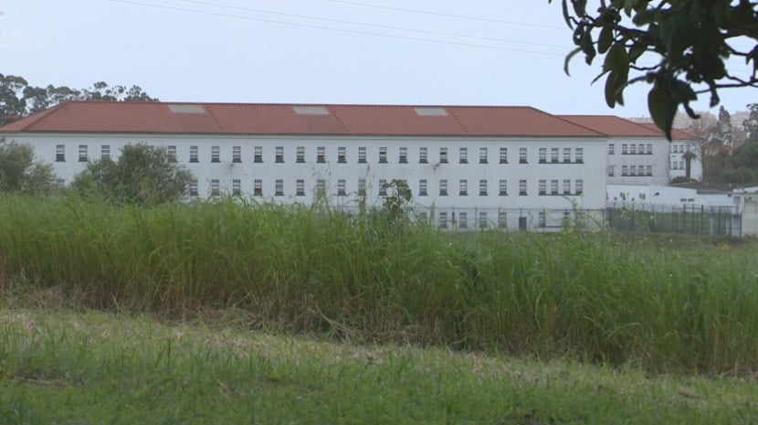 Tires women's prison