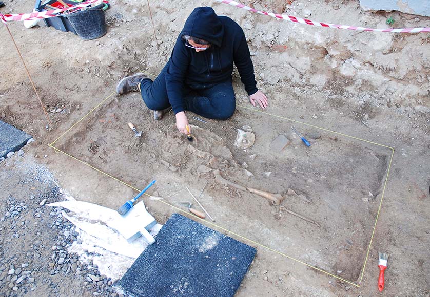 Excavation of Roman Late Antiquity burial site at Rua dos Fidalgos|Menhir at Cortes 1 site - Neolithic|AAA Visit to Serpa Museum|Archaeological Museum of Serpa First floor Roman, late Antiquity and Islamic collections