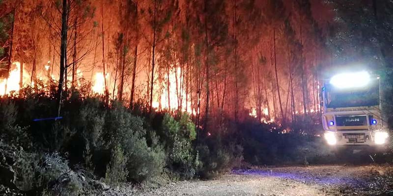 Fires in central region: houses destroyed, at least 30 injured, “very difficult day ahead”