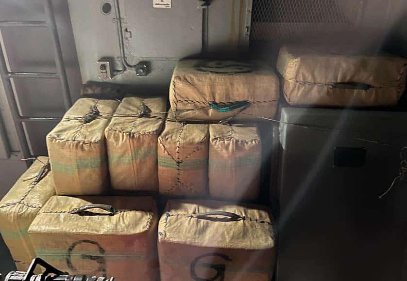 One tonne of hashish seized after high-speed chase off Algarve coast