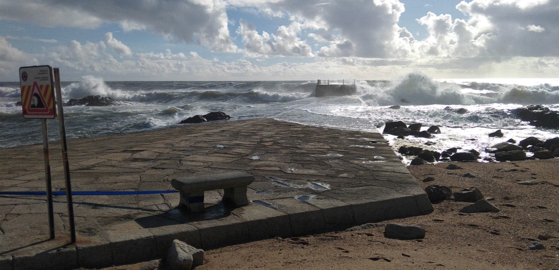 rough sea in Portugal