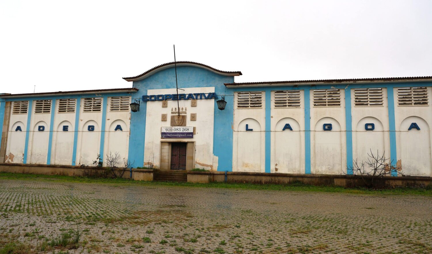 |Lagoa open to buying historic Única wine cooperative building