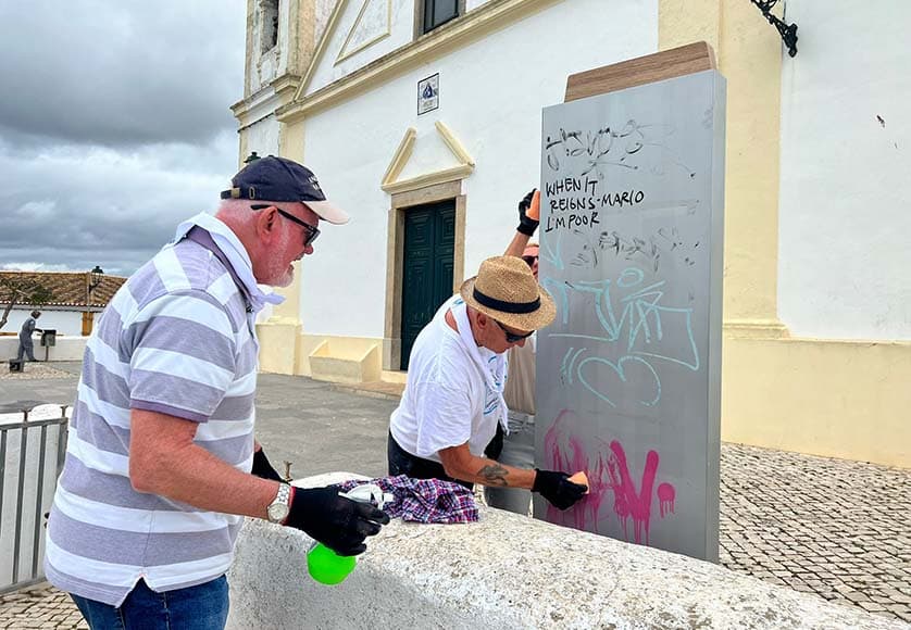 Ferragudo graffiti clean-up|Ferragudo graffiti clean-up|Ferragudo graffiti clean-up|Ferragudo graffiti clean-up|Ferragudo graffiti clean-up