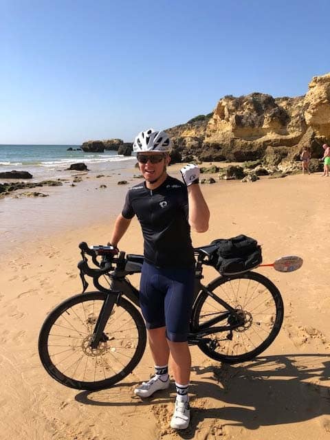 Down Syndrome athlete cycles 1,250km from Spain to Albufeira