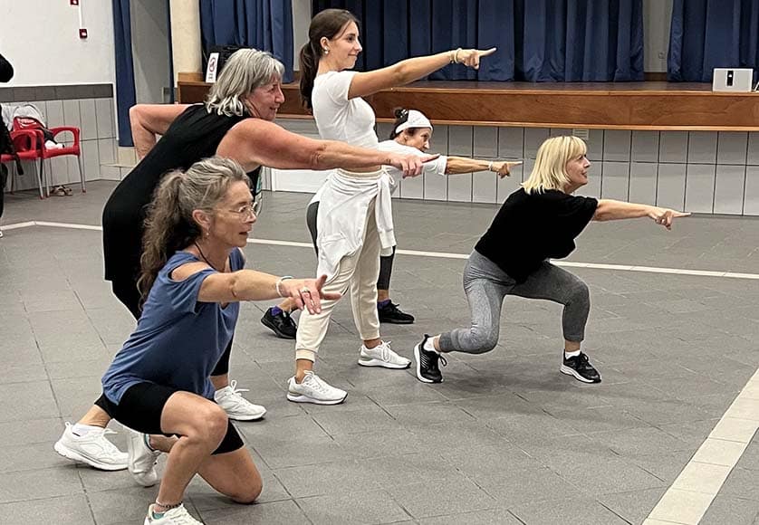 Ashley Livingston, Karen Morris Marks, Matilde Vieira and Ann-Monica Nemeschansky, with choreographer Shelley Dança