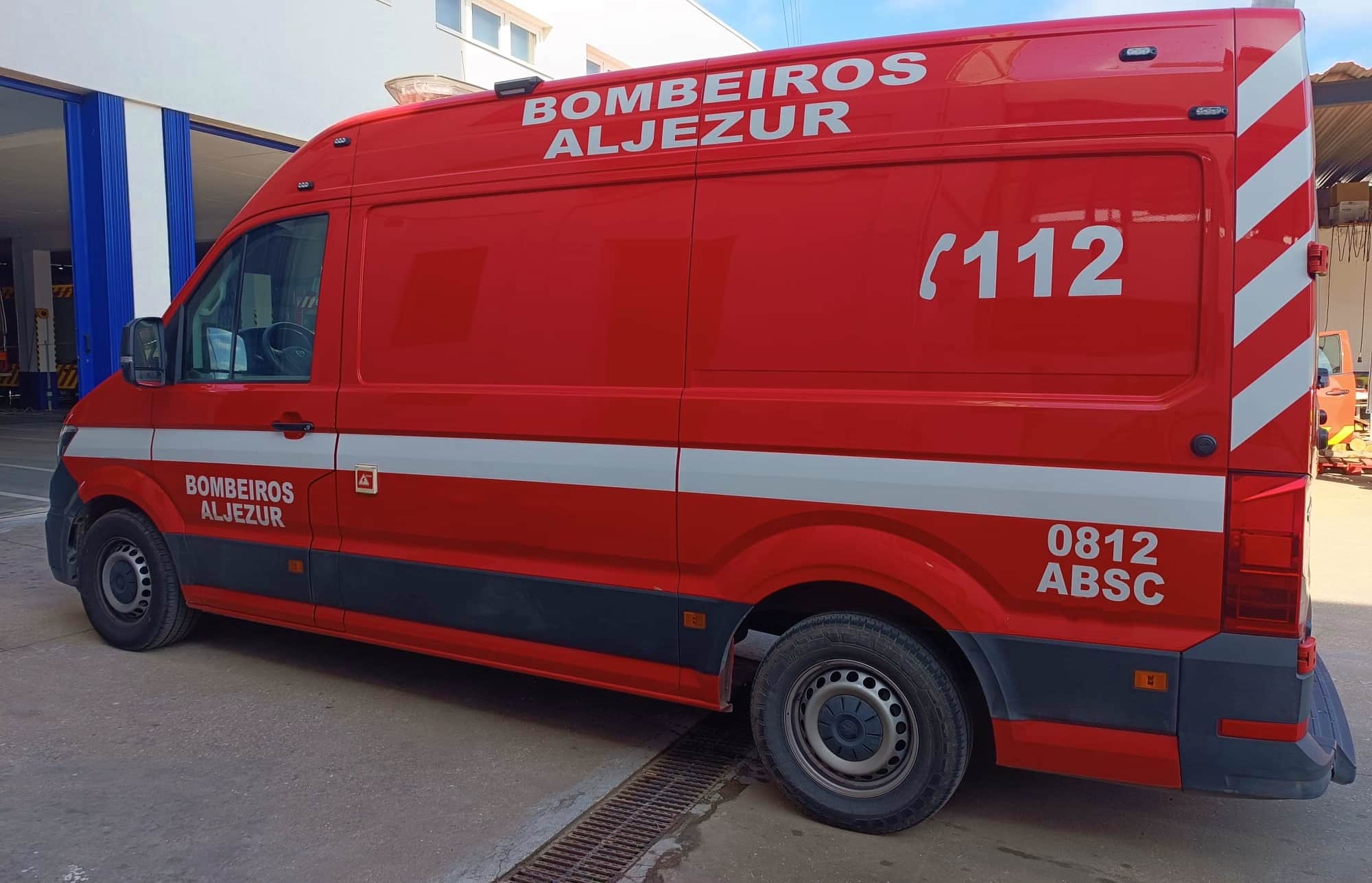 New ambulance for Aljezur volunteer firefighters