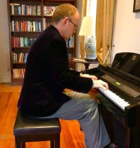 British Ambassador performs iconic songs from Portugal’s Carnation Revolution at the piano