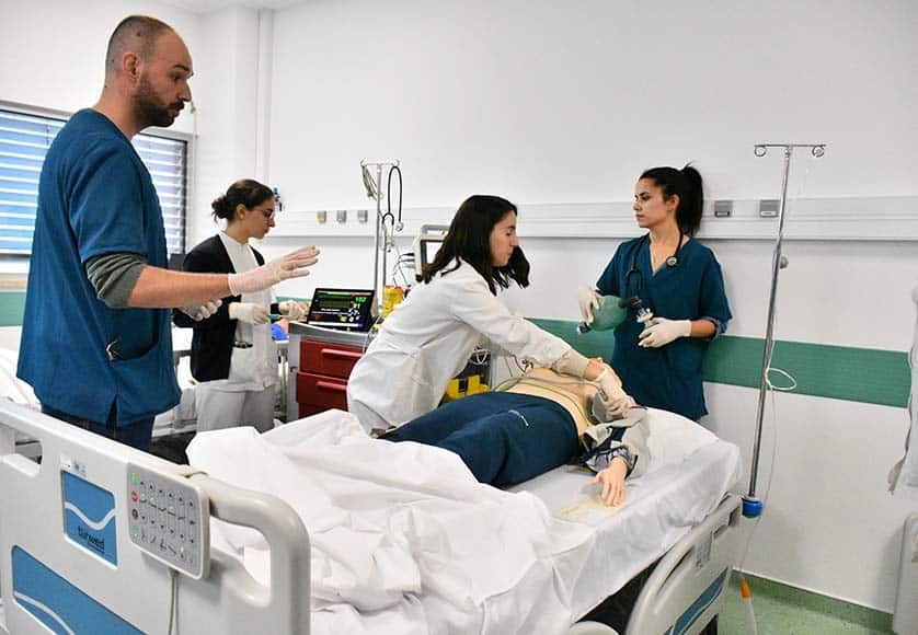 Medical Simulation Centre opens at UAlg campus|Medical Simulation Centre opens at UAlg campus