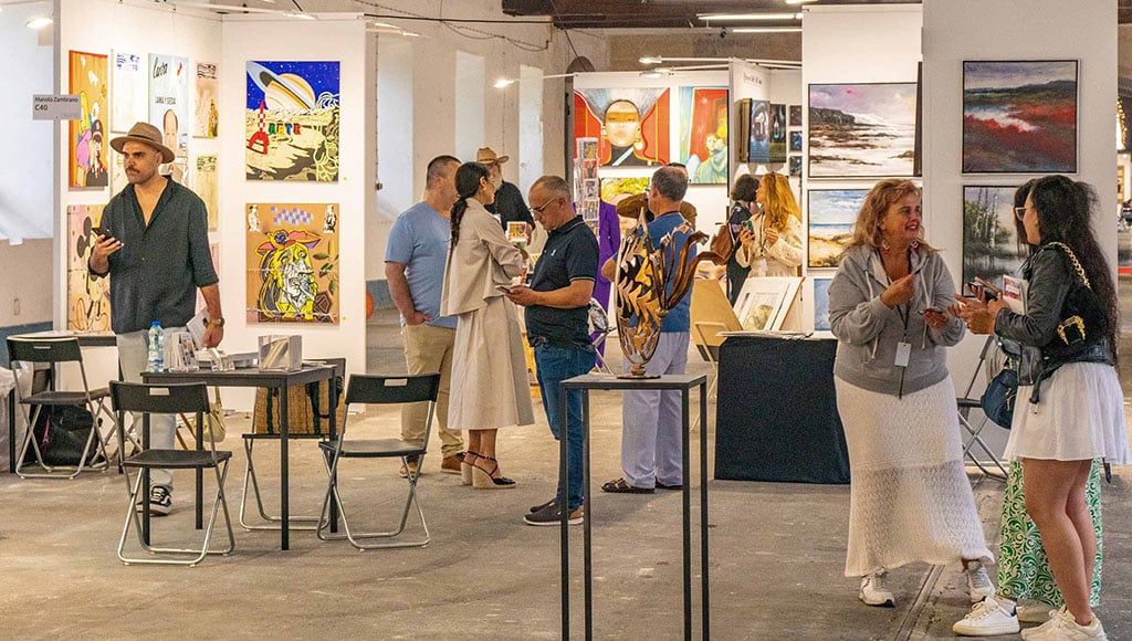 Art Expo Algrave group also sponsers a show in Lisbon|Artist Nia Kanevsky at the Lisbon Vision Art Fair 2024|Some of the artists at the Expo Algarve also exhibited in Lisbon this year|Viktoria Ganhão exhibiting her paintings at a previous Art Expo Algarve
