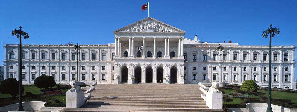 Tax relief for businesses and young people, and higher pensions: key pillars of 2025 State Budget