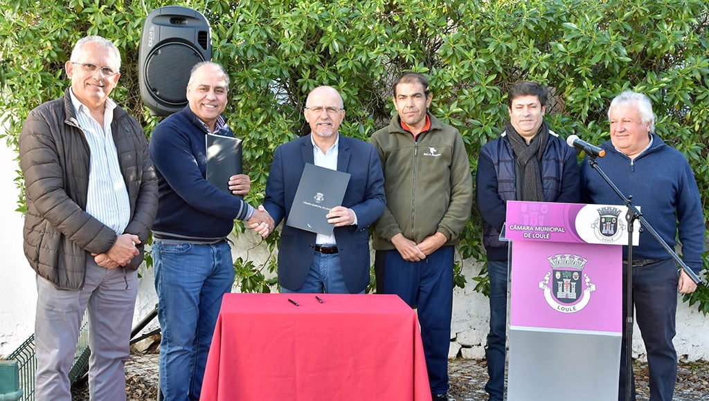 Assinatura do Auto de Consignação Águas e Esgotos - Vale Telheiro - S.Sebastião - C.M.Loulé - Mira (1)