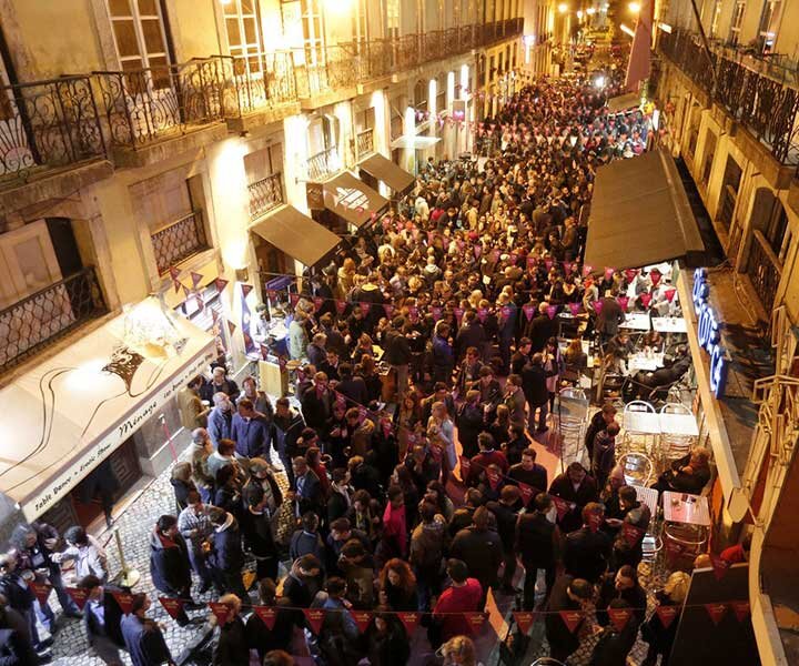 Lisbon “full of illegal AL”; bars proliferating