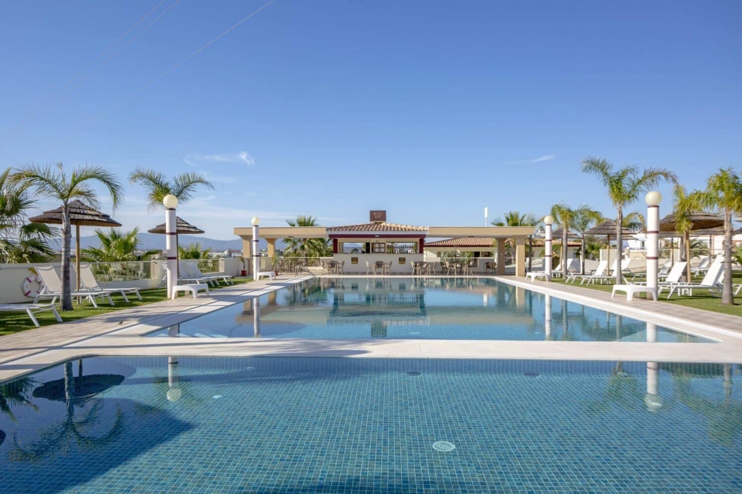 Bricia Du Mar, located on the outskirts of Ferragudo|Bricia Du Mar, located on the outskirts of Ferragudo