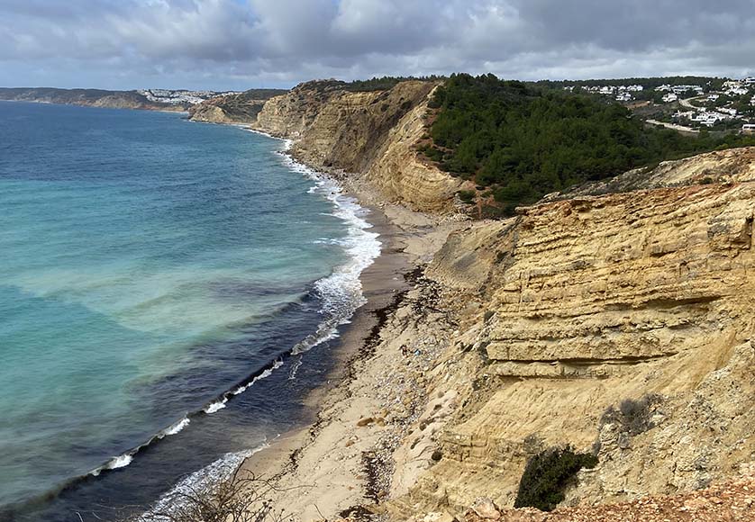 Cabanas Velhas beach|Almádena Fort|Remains of the tuna fishing industry|Roman walls in the cliff face|View along the coastline with the Fort of Almádena