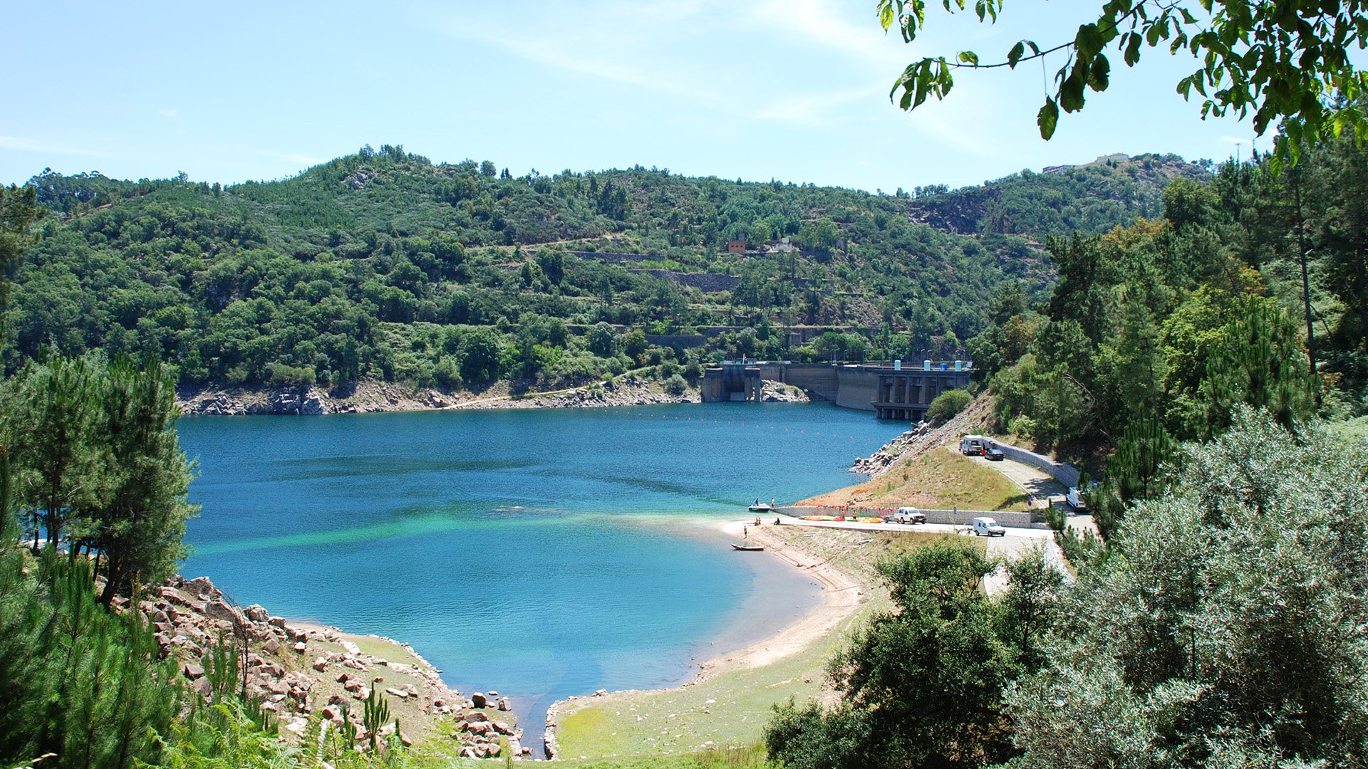Cabril reservoir is one of the largest in Portugal, and used for tourism, leisure etc. A solar power plant with all the power lines this would imply would change the environment radically